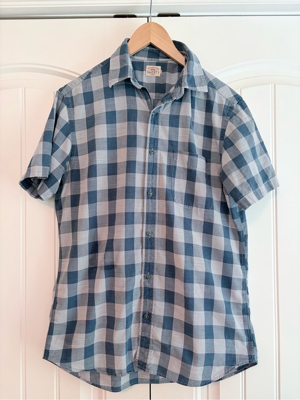 Faherty Blue Plaid Short Sleeve 100% Cotton Button Down Shirt Men's Size Med